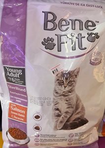 מזון BENE FIT לחתולים מעוקרים בטעם סלמון 1.5 קילו
